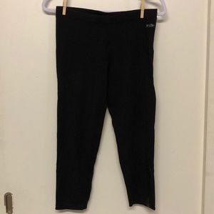 Calvin Klein Performance Quick Dry Capri Pants Med